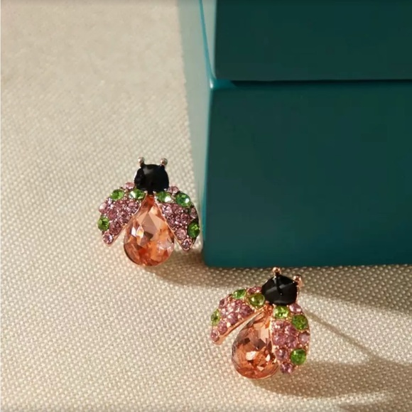 ✨NEW Elegant Ladybug Hypoallergenic Earrings with Pink and Green Crystals - Picture 3 of 3